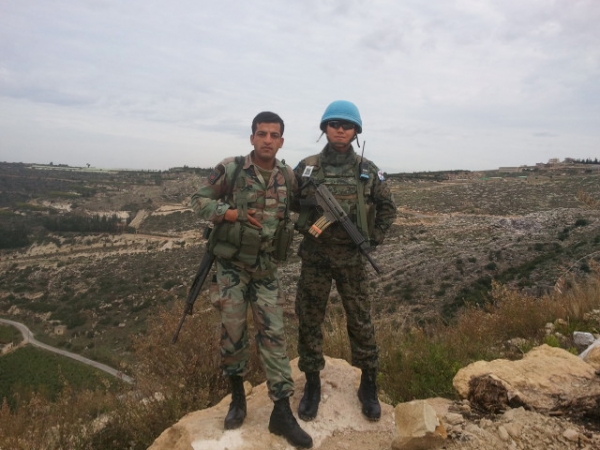 특전사 군 장교 복무시절. 레바논 UN 해외파병 중.