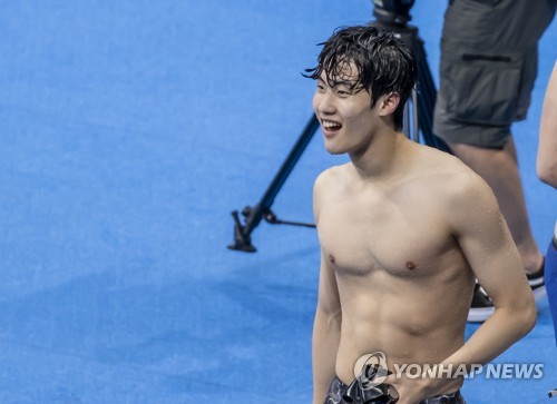 박태환 뒤를 잇는 황선우는 한국이 수영에서 다시 올림픽 메달을 목에 걸 수 있다는 희망을 안겼다. [사진=연합뉴스]